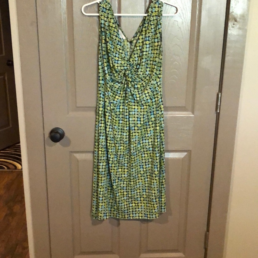 Sleek green dress